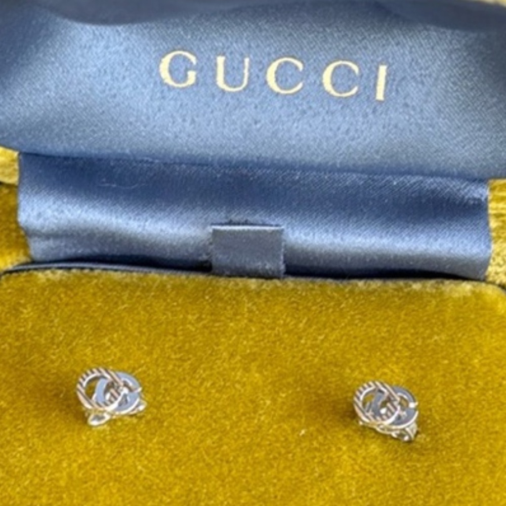 18 Kt Gucci earrrings